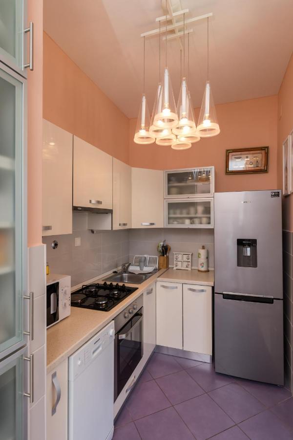 Apartment Van Gogh ดูบรอฟนิก ภายนอก รูปภาพ